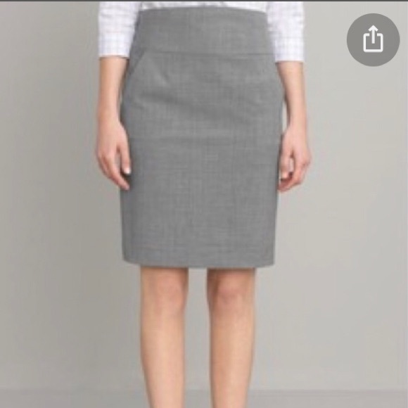 Banana Republic Dresses & Skirts - Banana Republic Gray Italian stretch skirt 8 NWT